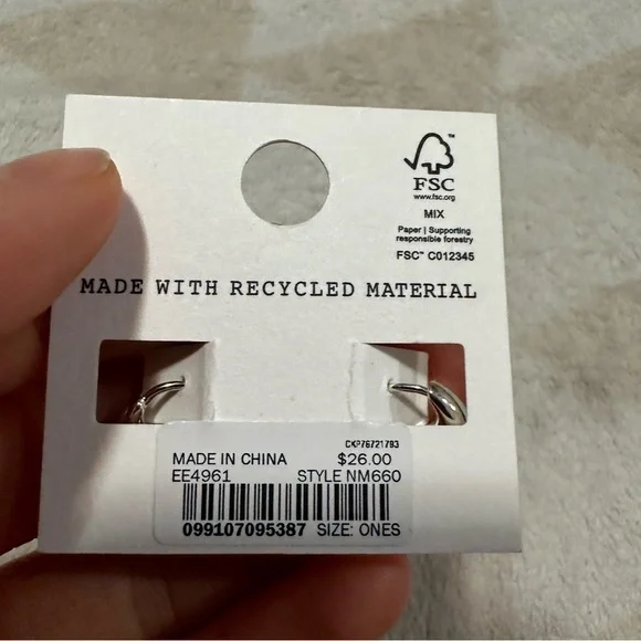 Madewell puffy hoop earrings polished silver - Picture 4 of 4